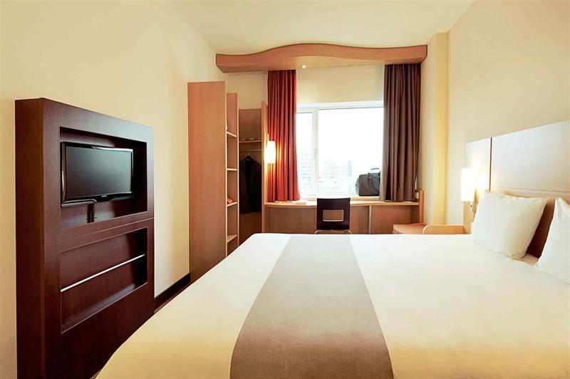 Ibis Budget - Porte De Bagnolet Exterior photo