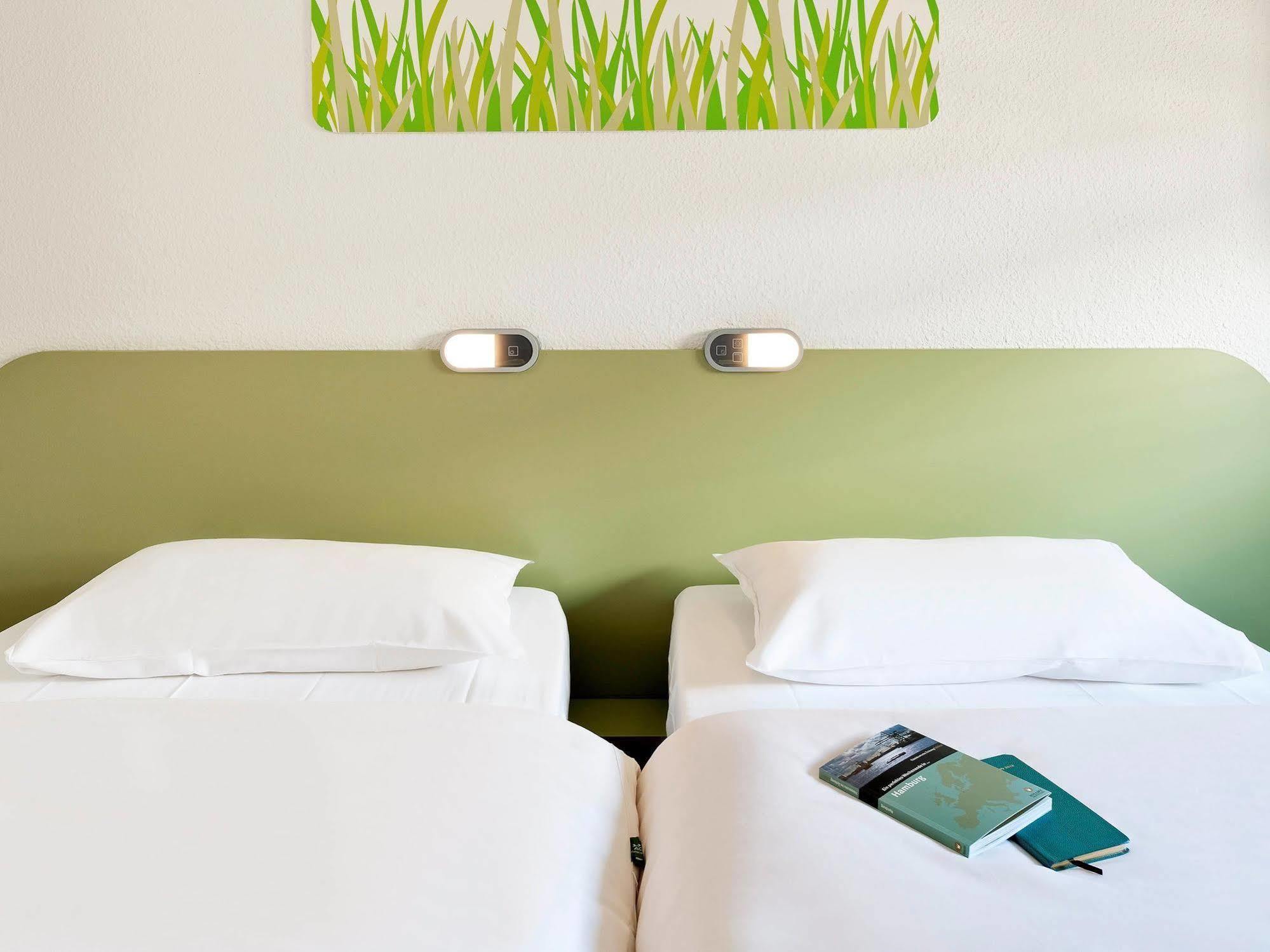 Ibis Budget - Porte De Bagnolet Exterior photo