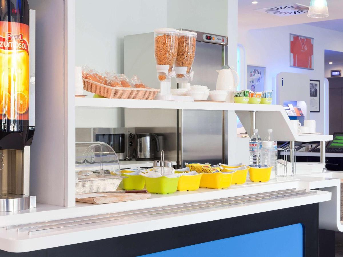 Ibis Budget - Porte De Bagnolet Exterior photo